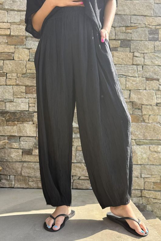 Cyril Crinkle Balloon Pant Black